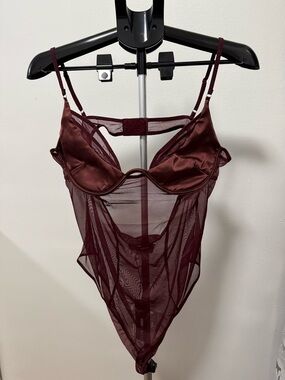 Fashion Nova Plum Mesh Corset Bodysuit 1X Sheer Underwire NWT
